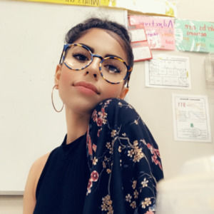 Meet your Posher, Lina